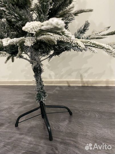 Елка новогодняя