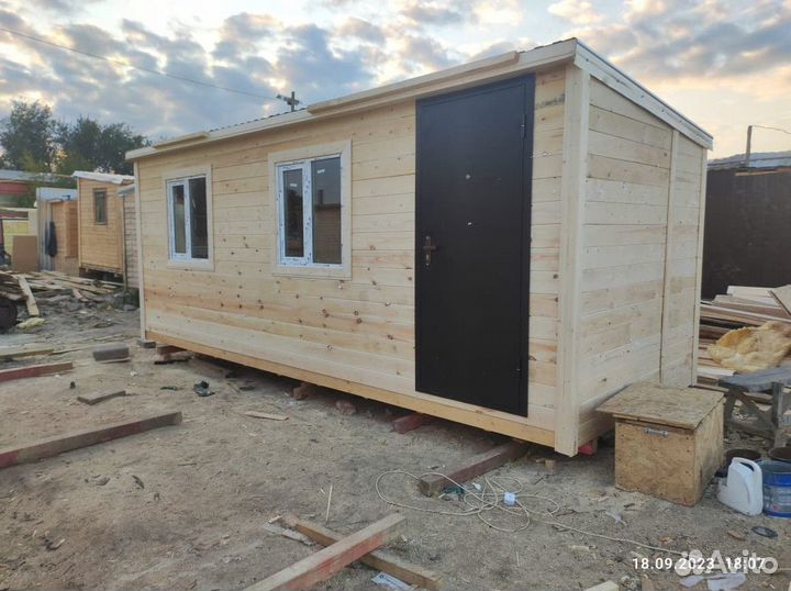 Бытовка и хозблок с удобной планировкой