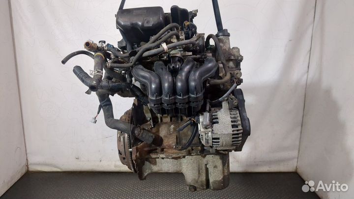 Двигатель Toyota Yaris 1szfe