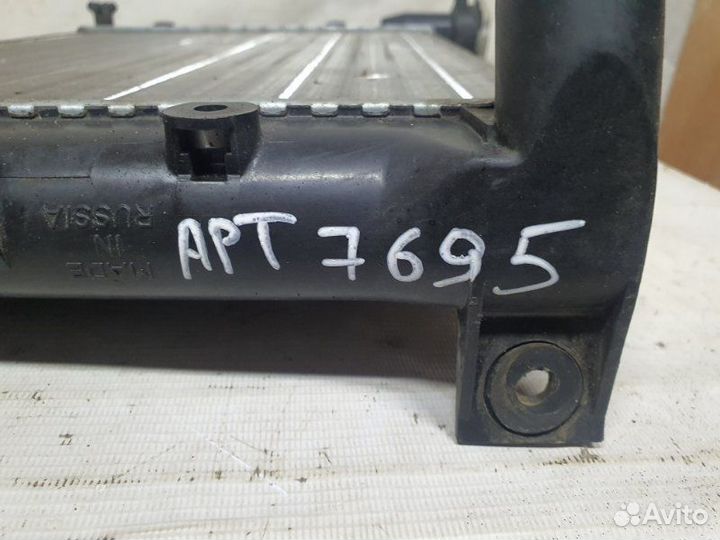 Радиатор охлаждения Ваз 2107 седан 21067 2008