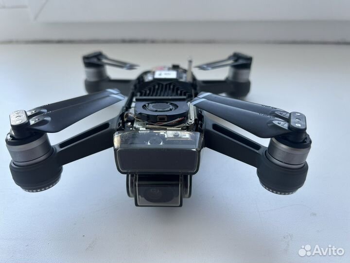 Квадрокоптер dji spark