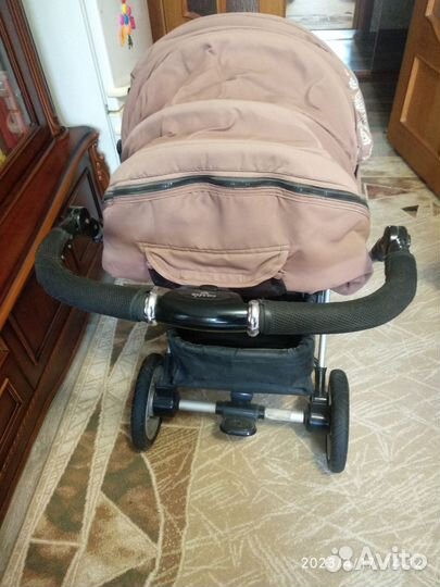 Детская прогулочная легкая коляска