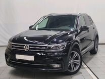 Volkswagen Tiguan 2.0 AMT, 2018, 189 983 км, с пробегом, цена 2 740 000 руб.