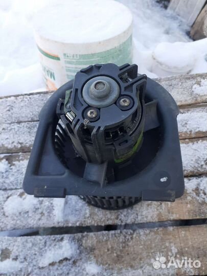 Мотор печка Opel Вектра В 90568692