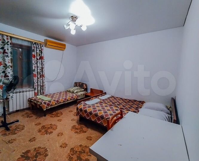 Комната 10 м² в 2-к., 1/2 эт.