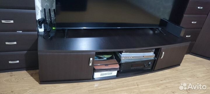 Стенка в гостиную