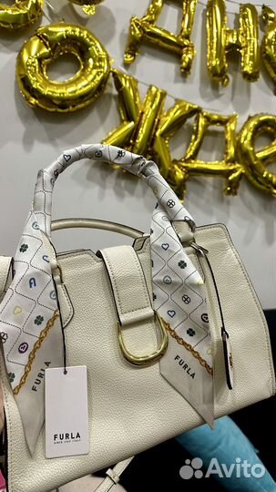 Шелковый шарф (платок) Твилли от Furla