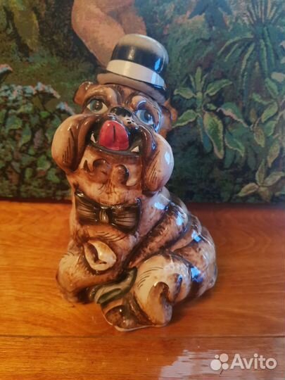 Штоф фарфор бульдог в шляпе