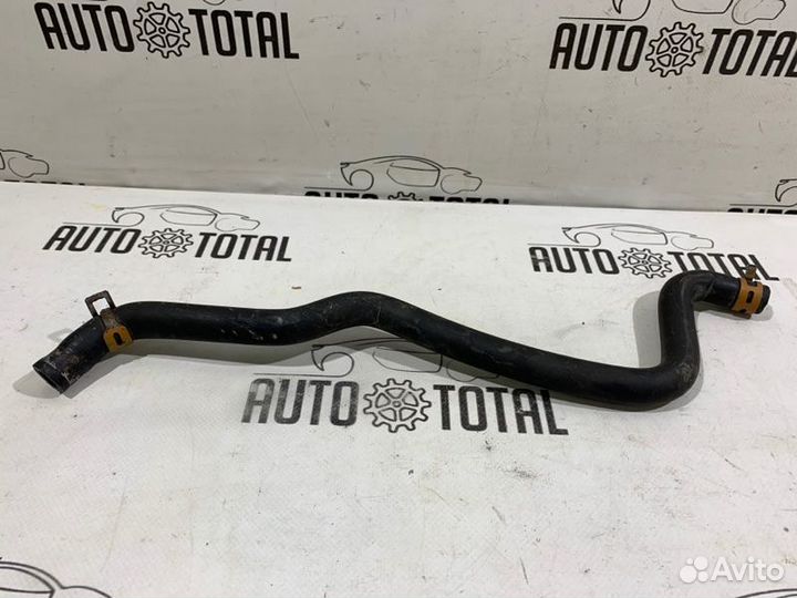 Патрубок системы охлаждения Renault Symbol K7JA700