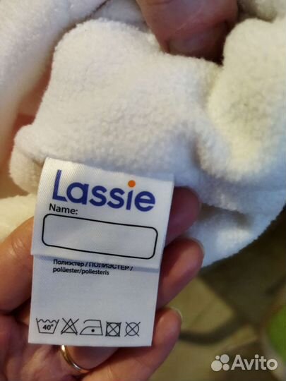 Две зимние шапки lassie 46-48 р-р