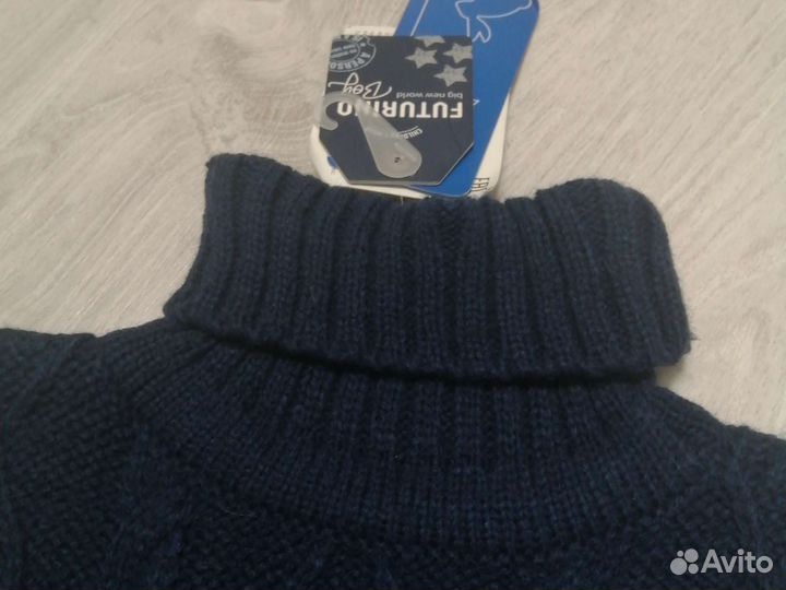 Шапка и манишка для мальчика новая