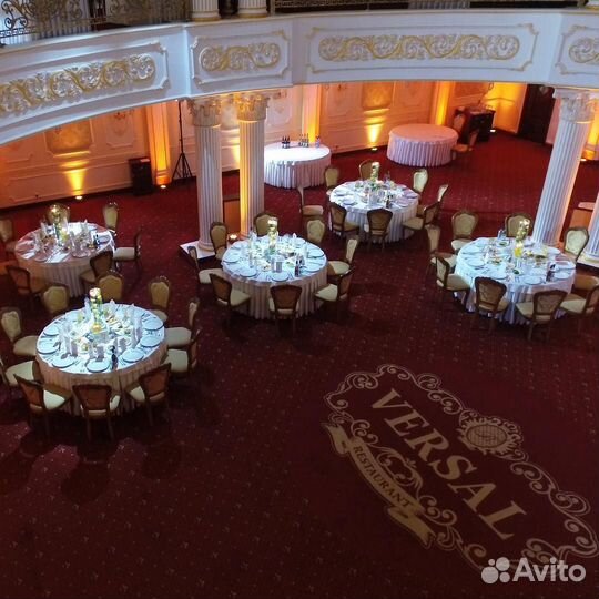 Световая стойка, подсветка столов на свадьбу