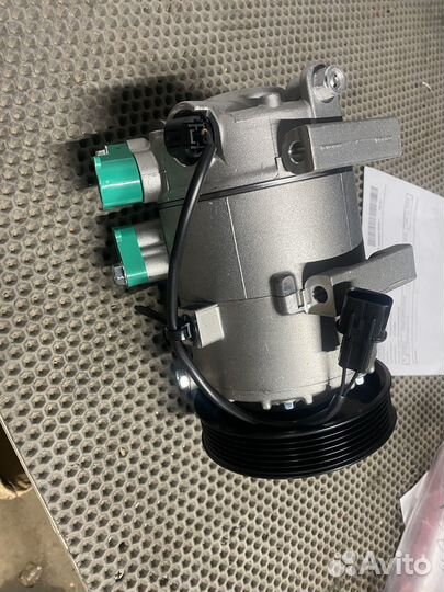 Компрессор кондиционера Kia Ceed 2 2012 - 2018