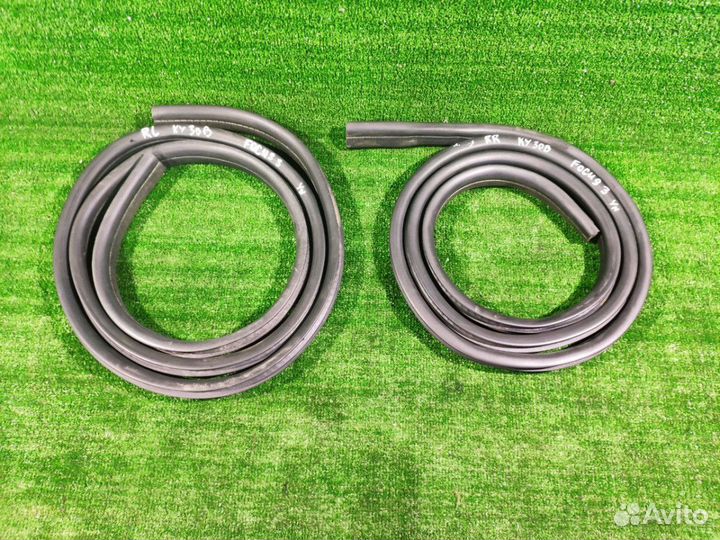 Уплотнитель дверного проёма Focus 3 универсал