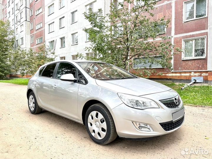 Opel Astra 1.4 МТ, 2012, 127 500 км