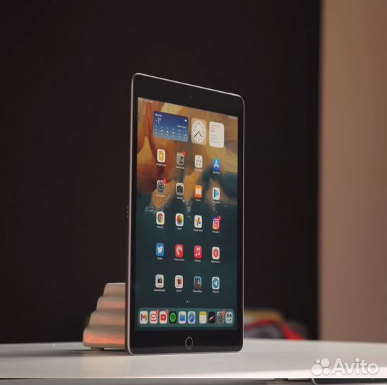 Apple iPad 10.2 (2021) 64Gb Wi-Fi Space Grey Новый