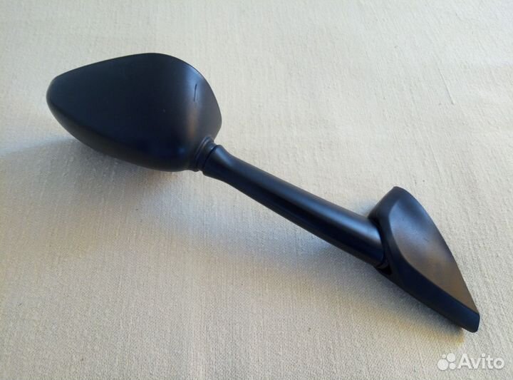 Зеркало правое Yamaha Diversion, 28 мм / 6 мм