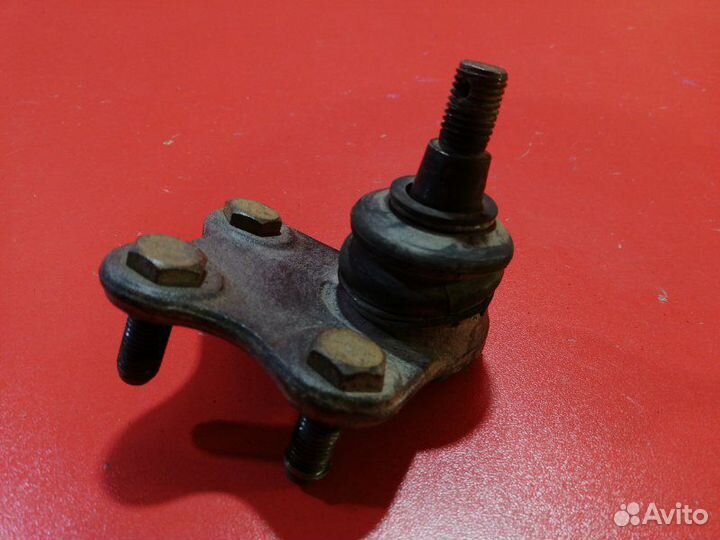 Шаровая опора передняя левая Volkswagen Polo 602