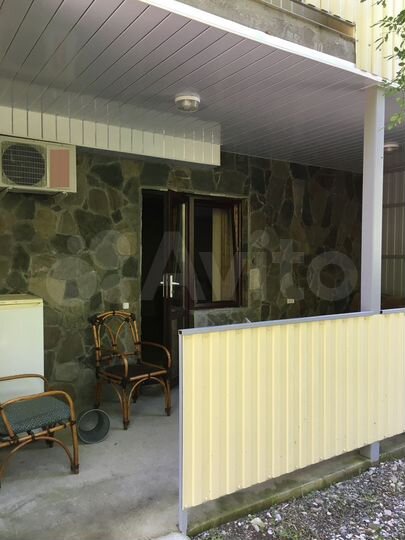 Комната 15 м² в 5-к., 2/2 эт.