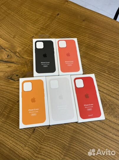 Оригинальный чехол Apple MagSafe iPhone 12mini