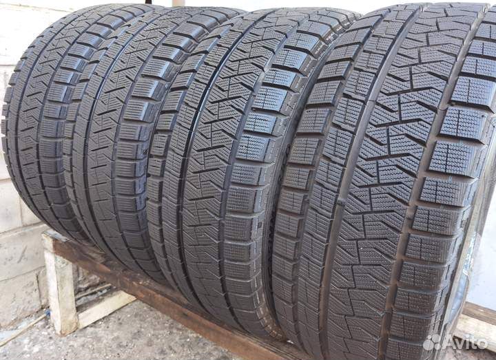 Pirelli Ice Asimmetrico Plus 225/45 R17 V