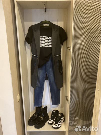 Джинсы женские