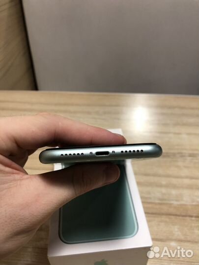 Телефон iPhone 11 128 gb