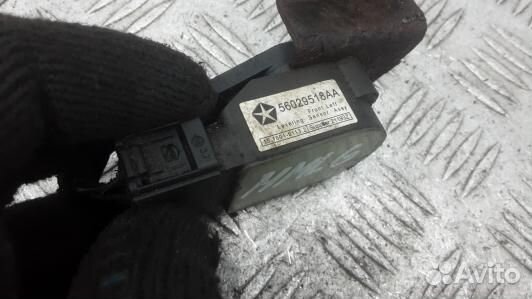 Датчик положения подвески jeep grand cherokee WK2