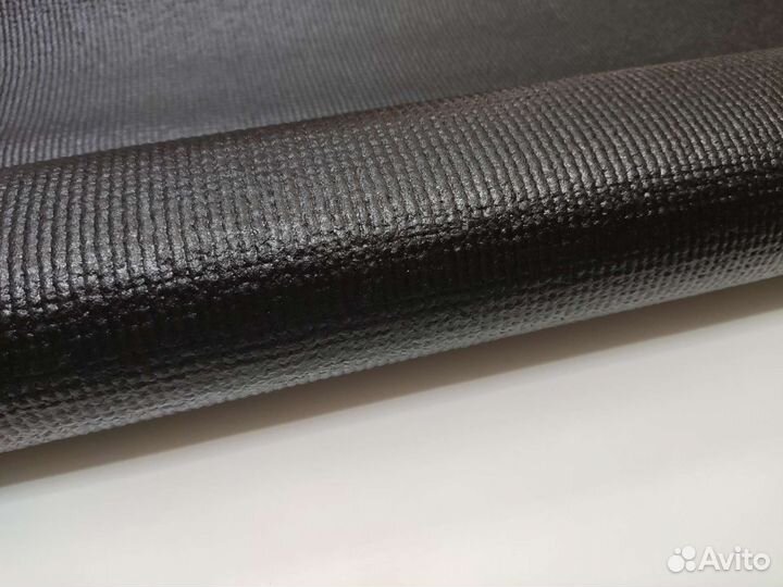 Коврик для йоги и фитнеса чёрный