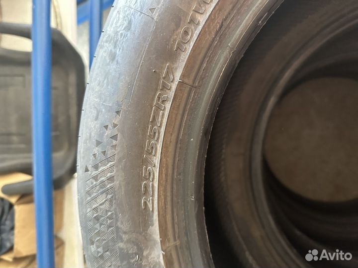 Kapsen Rassurer K3000 225/55 R17 111