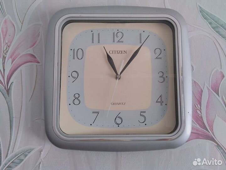 Светильники. Часы