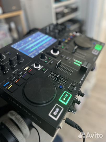 Dj контролер Denon Prime Go