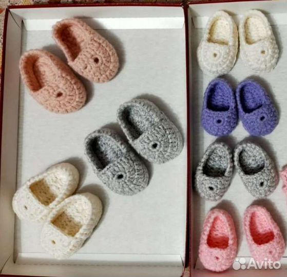 Вязаные тапочки-лоферы для кукол