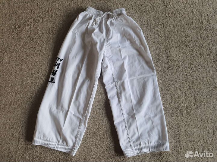 Костюм для тхэквондо