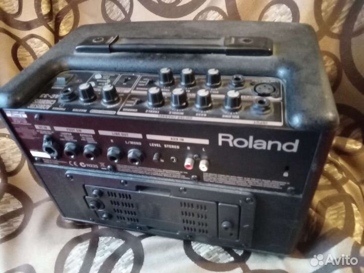 Комбик гитарный Roland Acoustic chorus AC33 stereo