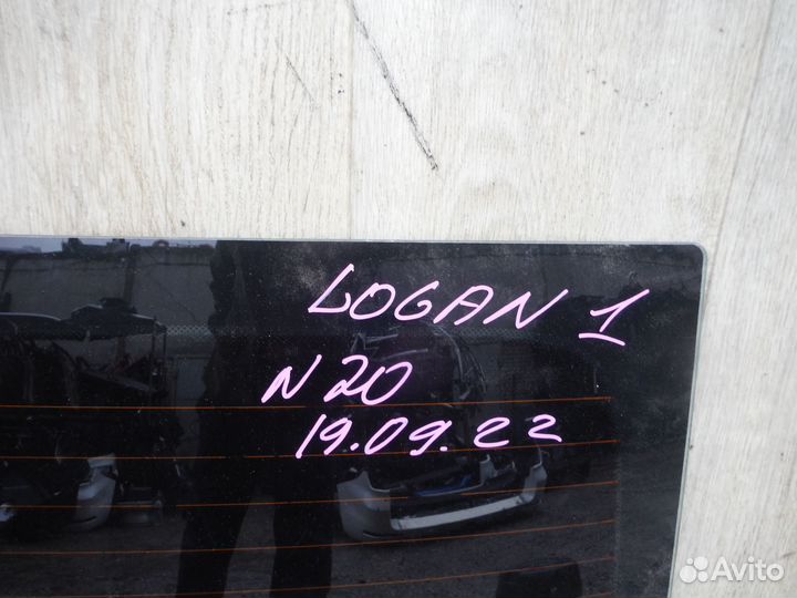 Стекло заднее №20 Renault Logan 1 2011