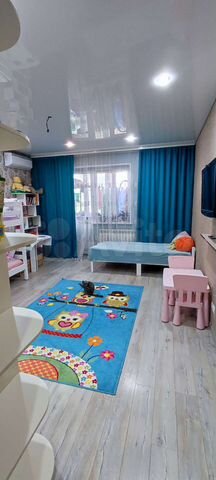 2-к. квартира, 62 м², 3/3 эт.