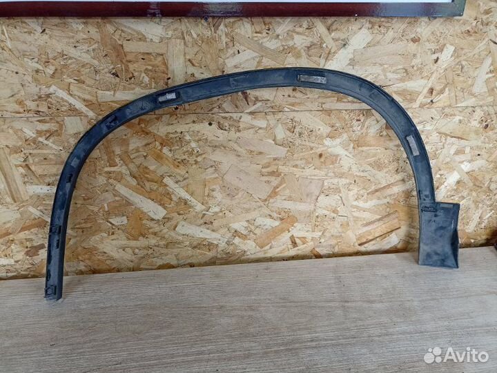 Расширители арок передние правые Volkswagen Tiguan