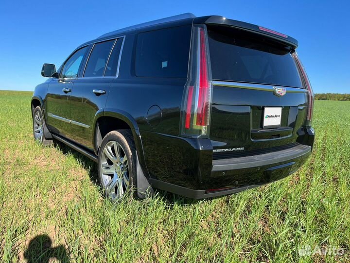 Cadillac Escalade 6.2 AT, 2018, 151 000 км