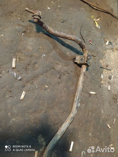 Стабилизатор задний Lexus Toyota LS 400