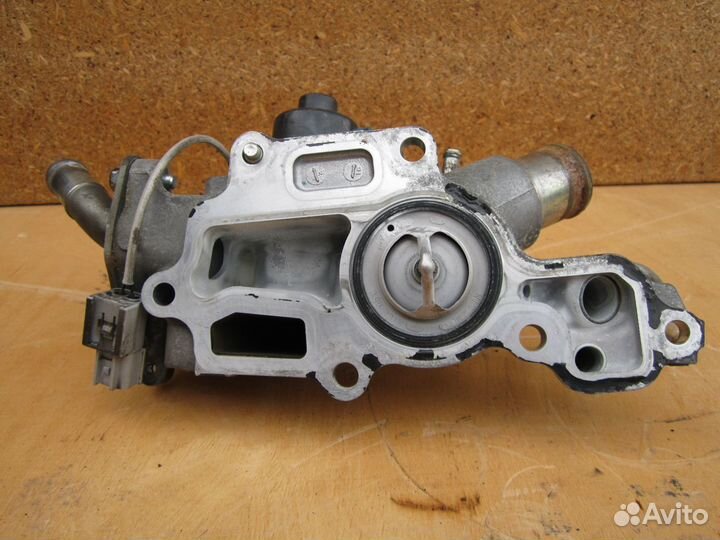 Корпус термостата Nissan