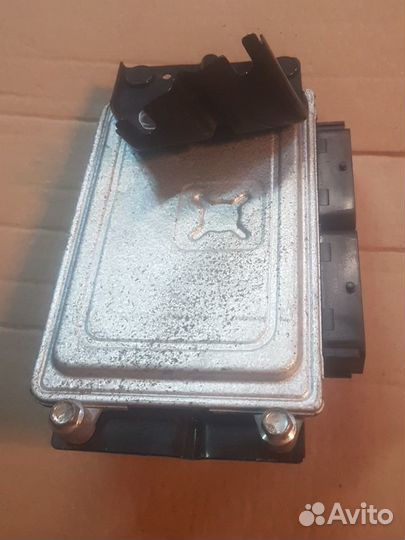 Блок управления двигателем chevrolet spark M200