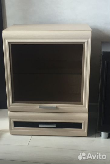 Стенка в гостиную бу с подсветкой