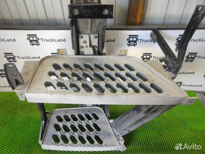 Корпус подножки левый Volvo Fh 4