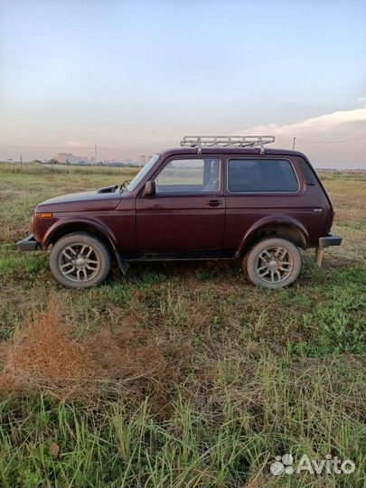 LADA 4x4 (Нива) 1.7 МТ, 2011, 160 000 км