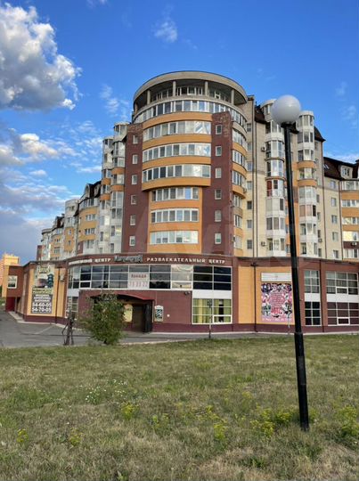2-к. квартира, 80 м², 4/5 эт.