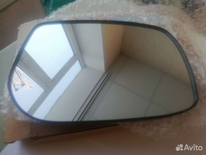 Зеркало левое Toyota Corolla
