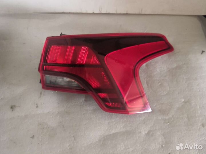 Фонарь Hyundai Santa Fe 4