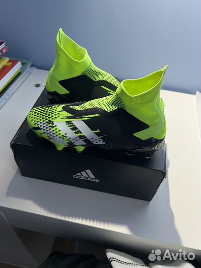 Бутсы adidas predator
