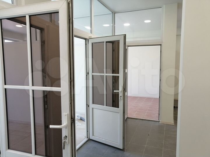 Аренда офиса 512 кв.м недалеко от центра Воронежа